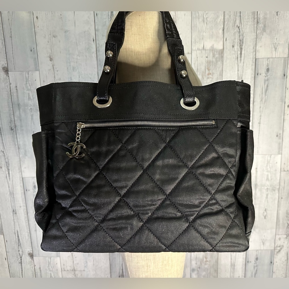 CHANEL paris biarittz tote with pouch in black